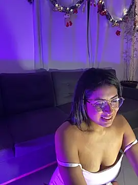 Snapshot of tina_olsen07 chatting on 12/30/24, 12:43 tina olsen07 online show from 12/30/24, 12:43