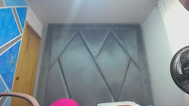 MeganMilF2 online show from 02/17/26, 01:07