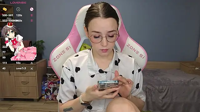 Sweet frosti online show from 12/31/24, 03:12