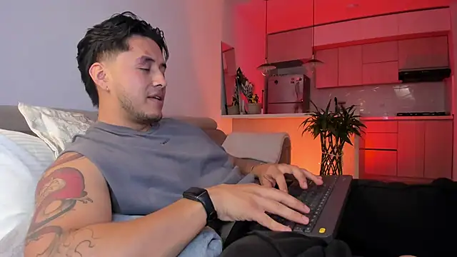 Chriskyle  online show from 12/02/25, 11:56