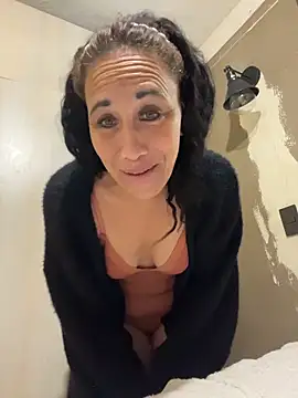 Neecy Carter online show from 04/22/26, 07:15