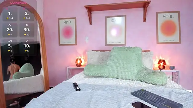 AliceBanks online show from 02/21/26, 11:00