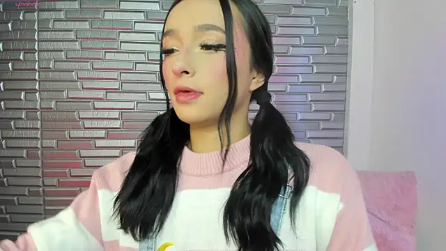 issagarcia online show from 02/19/25, 02:01