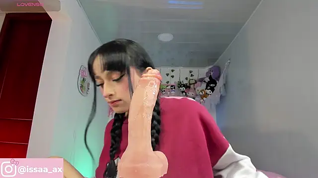 issagarcia online show from 09/28/25, 02:06