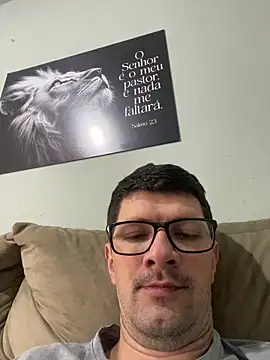 Juliano2289 online show from 04/01/26, 02:47