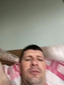 Juliano2289 online show from 04/15/26, 06:26