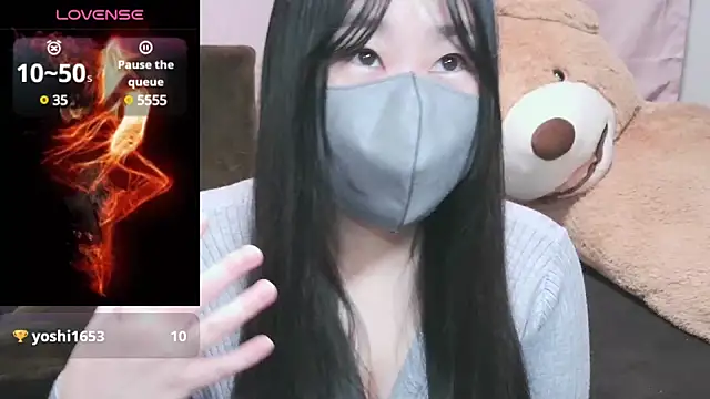 yuinyan3150 online show from 12/24/24, 01:38