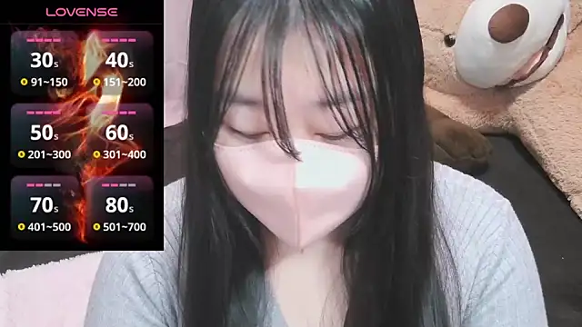 yuinyan3150 online show from 01/23/25, 10:44