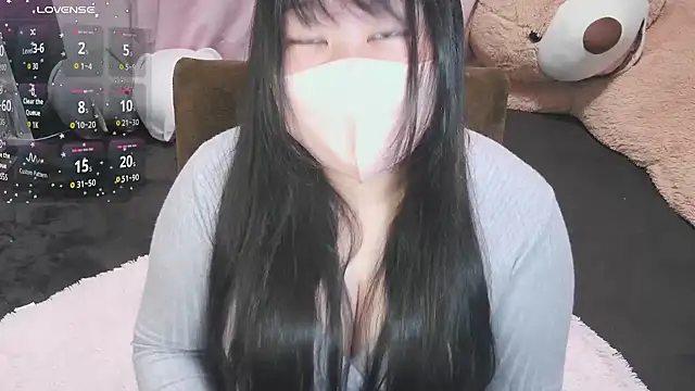 yuinyan3150 online show from 09/28/25, 01:16