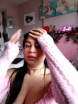 Snapshot of Lia_Roxx chatting on 03/21/25, 02:51 Lia Roxx online show from 03/21/25, 02:51