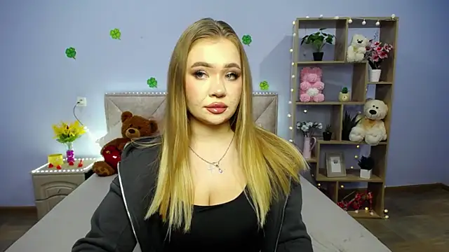 StacyYellig online show from 03/16/25, 09:58