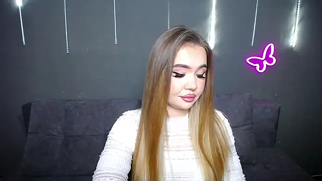 StacyYellig online show from 04/18/26, 08:53