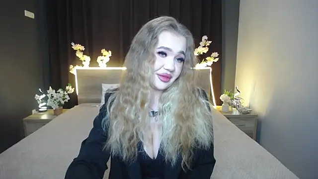 StacyYellig online show from 04/26/26, 09:01