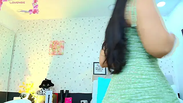 JulietaReyess online show from 03/17/26, 11:46