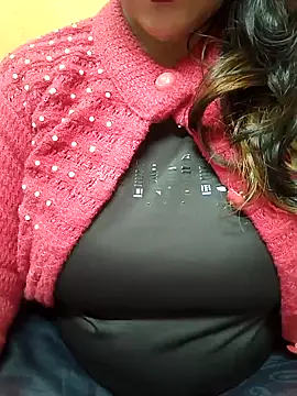 CUTE SOPHIA- online show from 01/01/25, 06:49