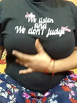 CUTE SOPHIA- online show from 10/02/25, 11:45