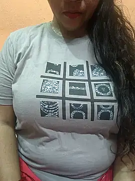 CUTE SOPHIA- online show from 05/28/26, 01:14