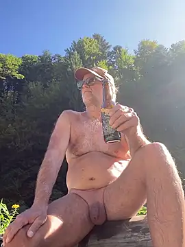 artXhibitor online show from 09/19/25, 01:23