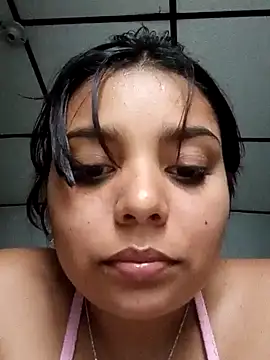 Snapshot of stefanie010 chatting on 12/08/24, 04:39 stefanie010 online show from 12/08/24, 04:39