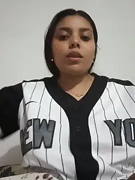 Snapshot of stefanie010 chatting on 12/19/24, 10:10 stefanie010 online show from 12/19/24, 10:10