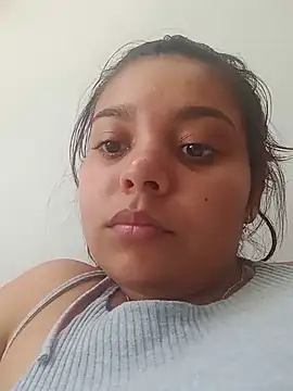 Snapshot of stefanie010 chatting on 12/27/24, 03:48 stefanie010 online show from 12/27/24, 03:48