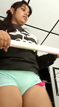 Snapshot of stefanie010 chatting on 01/03/25, 08:54 stefanie010 online show from 01/03/25, 08:54