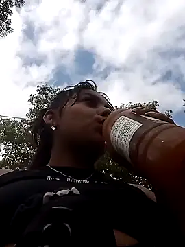 Snapshot of stefanie010 chatting on 01/10/25, 03:06 stefanie010 online show from 01/10/25, 03:06