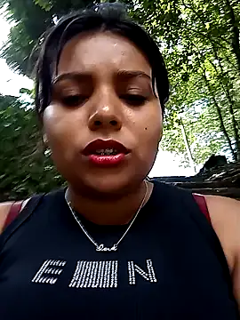 Snapshot of stefanie010 chatting on 01/12/25, 03:25 stefanie010 online show from 01/12/25, 03:25