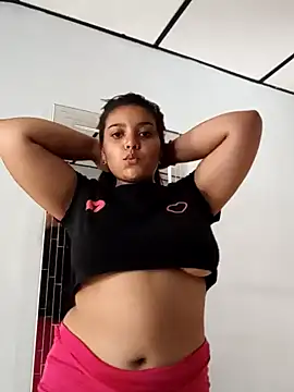 Snapshot of stefanie010 chatting on 01/15/25, 03:18 stefanie010 online show from 01/15/25, 03:18