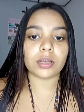 Snapshot of stefanie010 chatting on 10/31/25, 05:47 stefanie010 online show from 10/31/25, 05:47