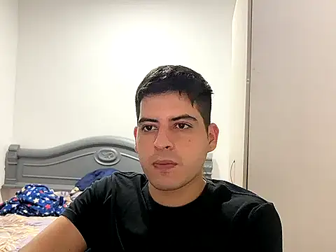 Snapshot of lordbeja chatting on 10/31/25, 03:29 lordbeja online show from 10/31/25, 03:29