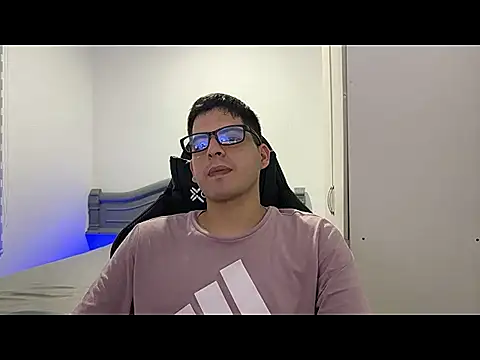 Snapshot of lordbeja chatting on 04/07/26, 01:39 lordbeja online show from 04/07/26, 01:39