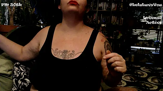 Snapshot of LeluLuvsYou chatting on 01/06/25, 06:20 LeluLuvsYou online show from 01/06/25, 06:20