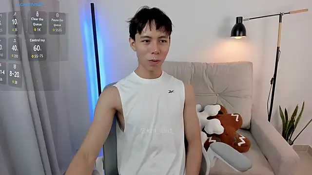 kim lian21 online show from 12/04/25, 09:51