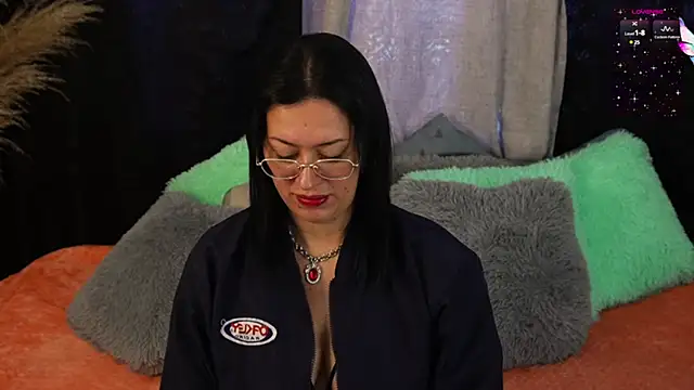 isaibanez online show from 02/25/25, 01:17