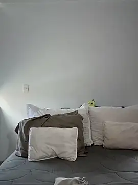 santiago 01 online show from 02/27/25, 01:07