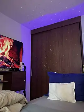 santiago 01 online show from 03/14/25, 01:13