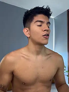 santiago 01 online show from 10/26/25, 08:04