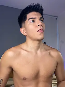 santiago 01 online show from 04/16/26, 11:07