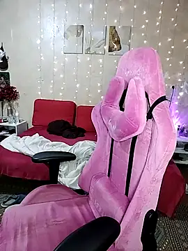 DenisHailey online show from 09/28/25, 04:56