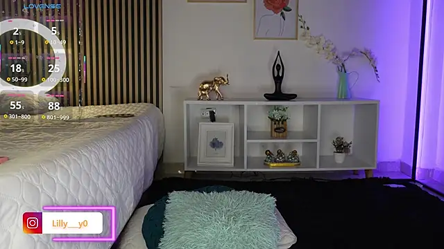 LillyDolls23 online show from 09/12/25, 12:49