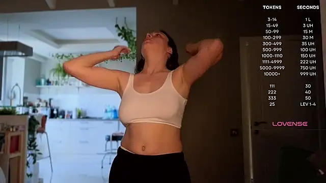 moon deity  online show from 09/09/25, 12:59