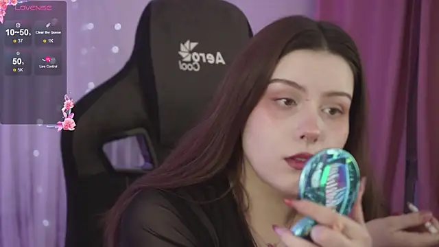 CoralineKeyns online show from 03/19/25, 05:30