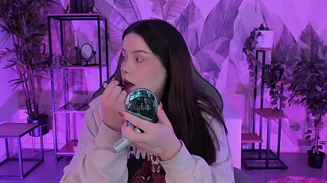 CoralineKeyns online show from 10/07/25, 05:15