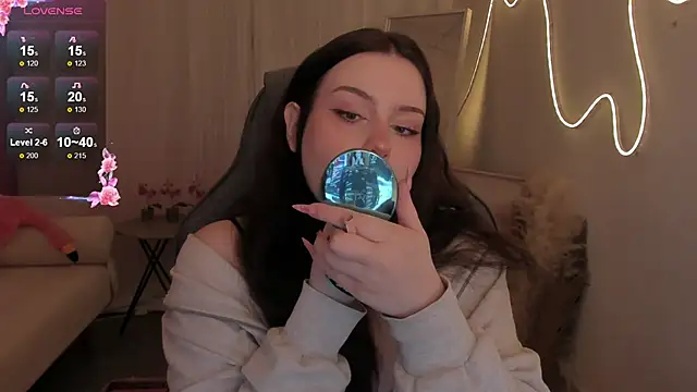 CoralineKeyns online show from 03/10/26, 05:34