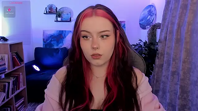 CoralineKeyns online show from 03/27/26, 06:41