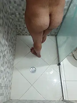 Nicolaskribeiro online show from 10/05/25, 12:47