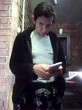 Cameron puppy online show from 03/14/25, 06:07