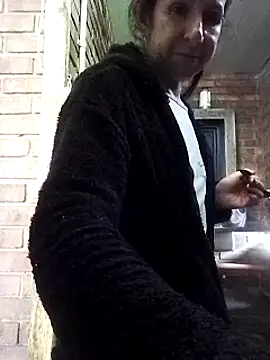 Cameron puppy online show from 03/22/25, 08:04