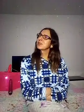 Cameron puppy online show from 10/01/25, 07:36